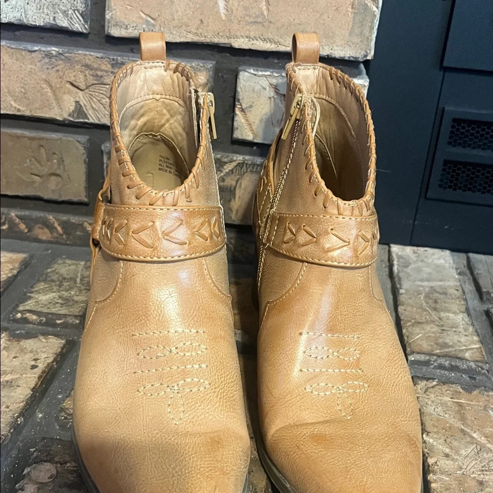 FRYE AND CO.‎ Tan Womens Palma Stacked Heel Booties 8.5